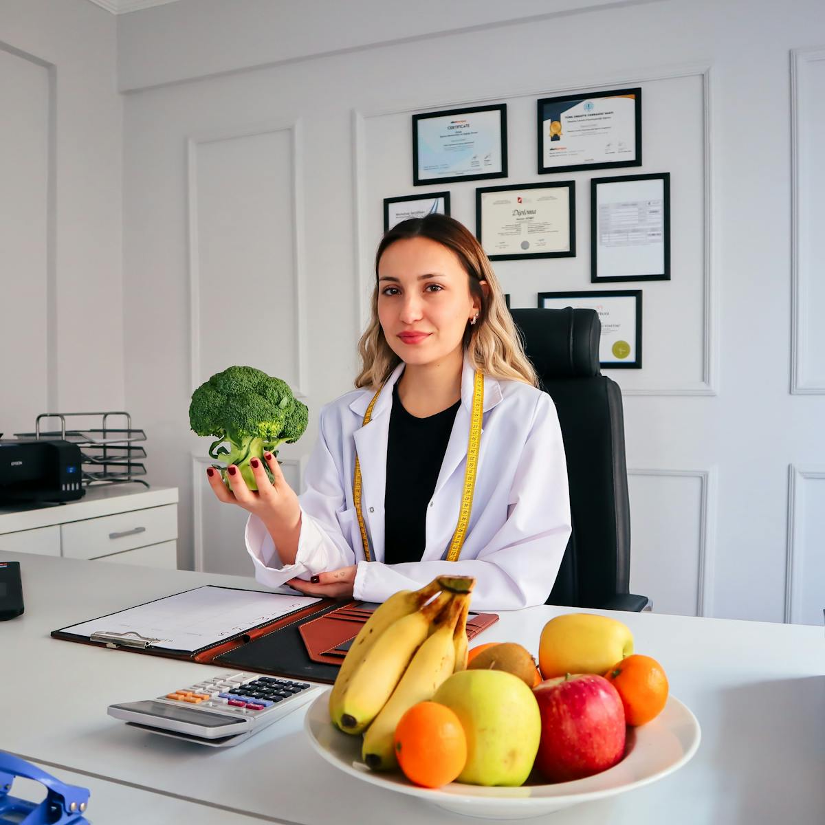 REASONS YOU SHOULD MEET WITH A NUTRITIONIST - Ignians